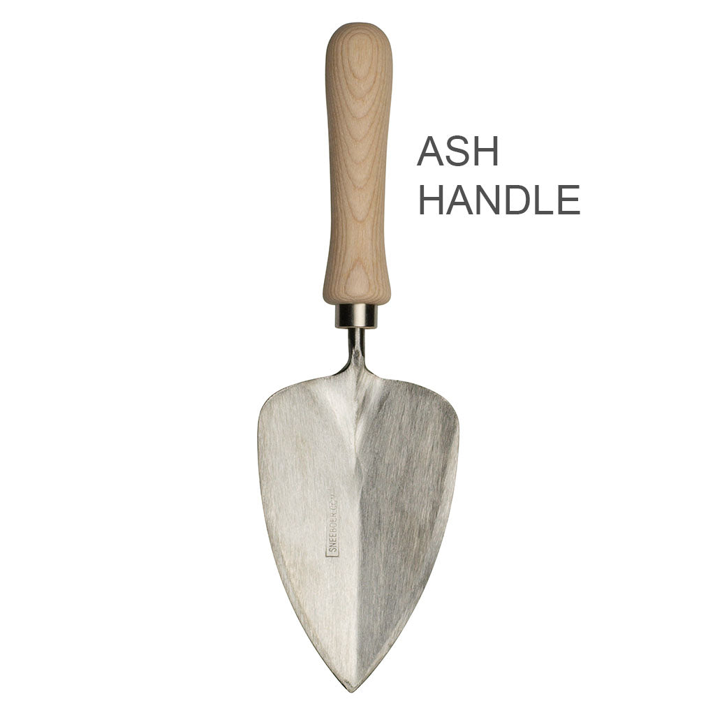 serrated edge garden trowel DeWit Serrated Garden Trowel – Garden Tool Company