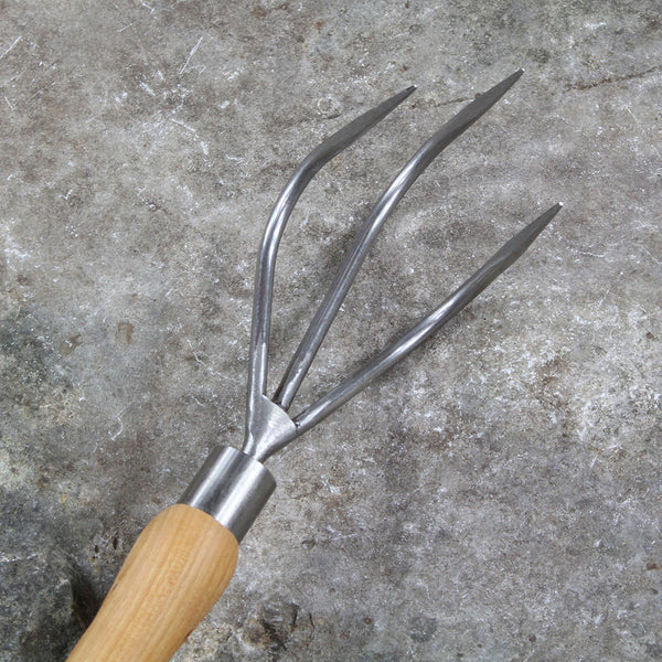 Hand Garden Cultivator Bulb Handle by Sneeboer-tines detail
