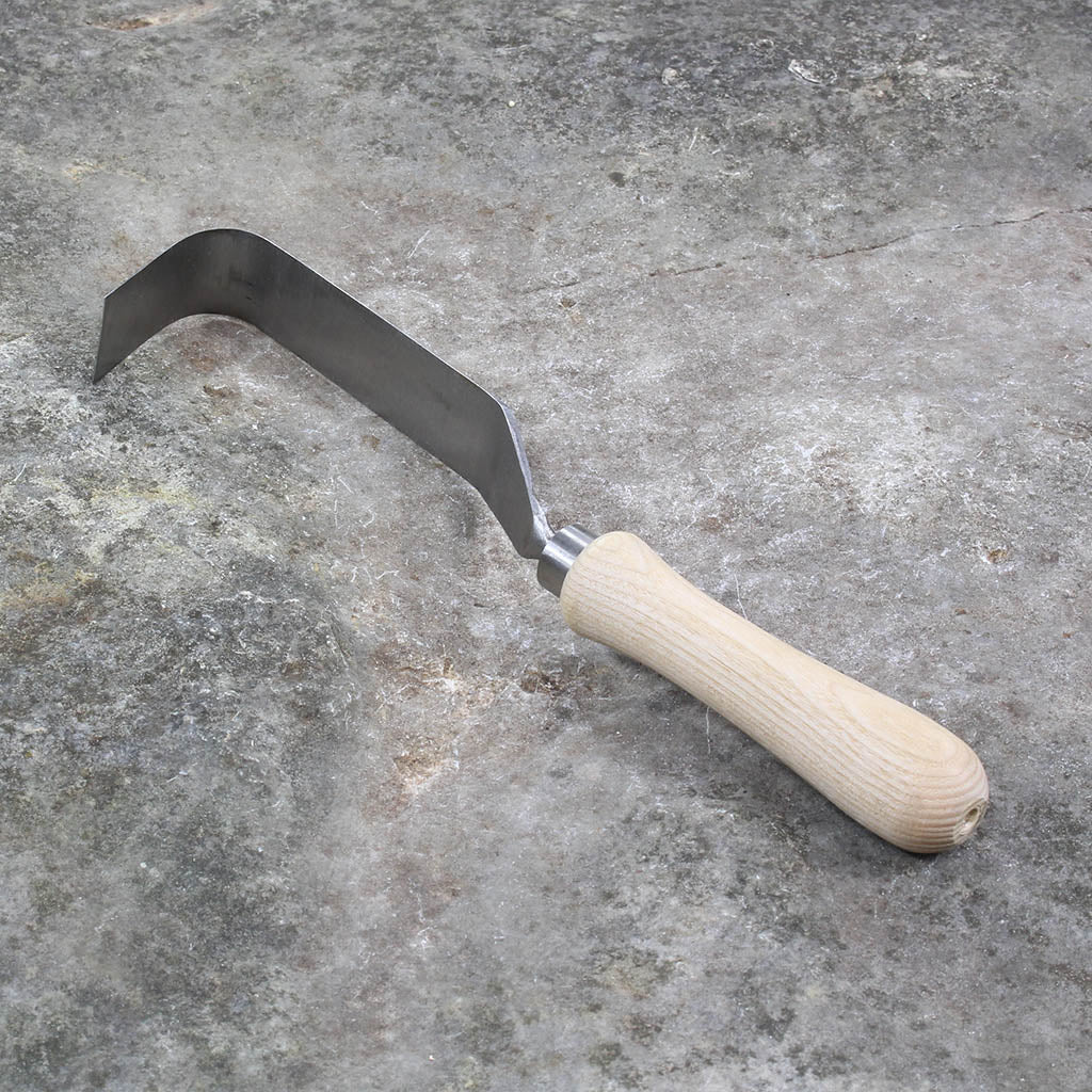 Hand Weed Scraper by Sneeboer - bottom view