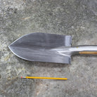 Ladies Tapered Garden Spade by Sneeboer - size comparison