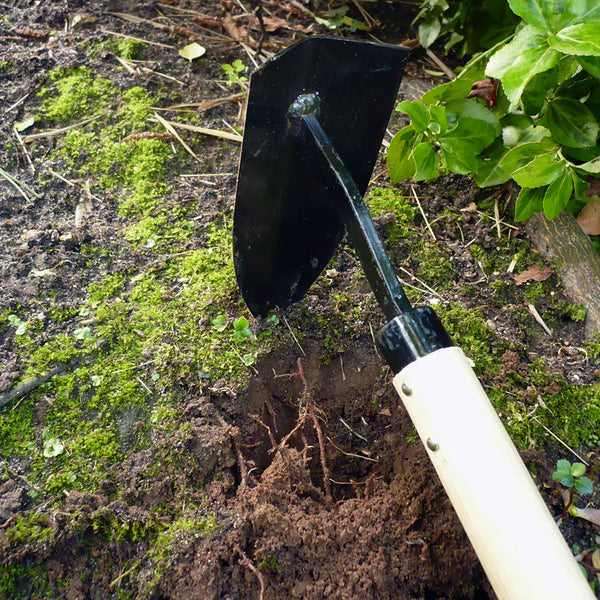 Mighty Pick by Burgon & Ball - in garden 2