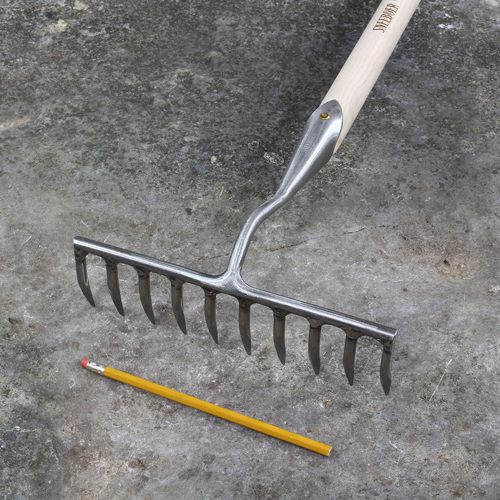 Narrow 10-Tine Garden Rake by Sneeboer-size comparison