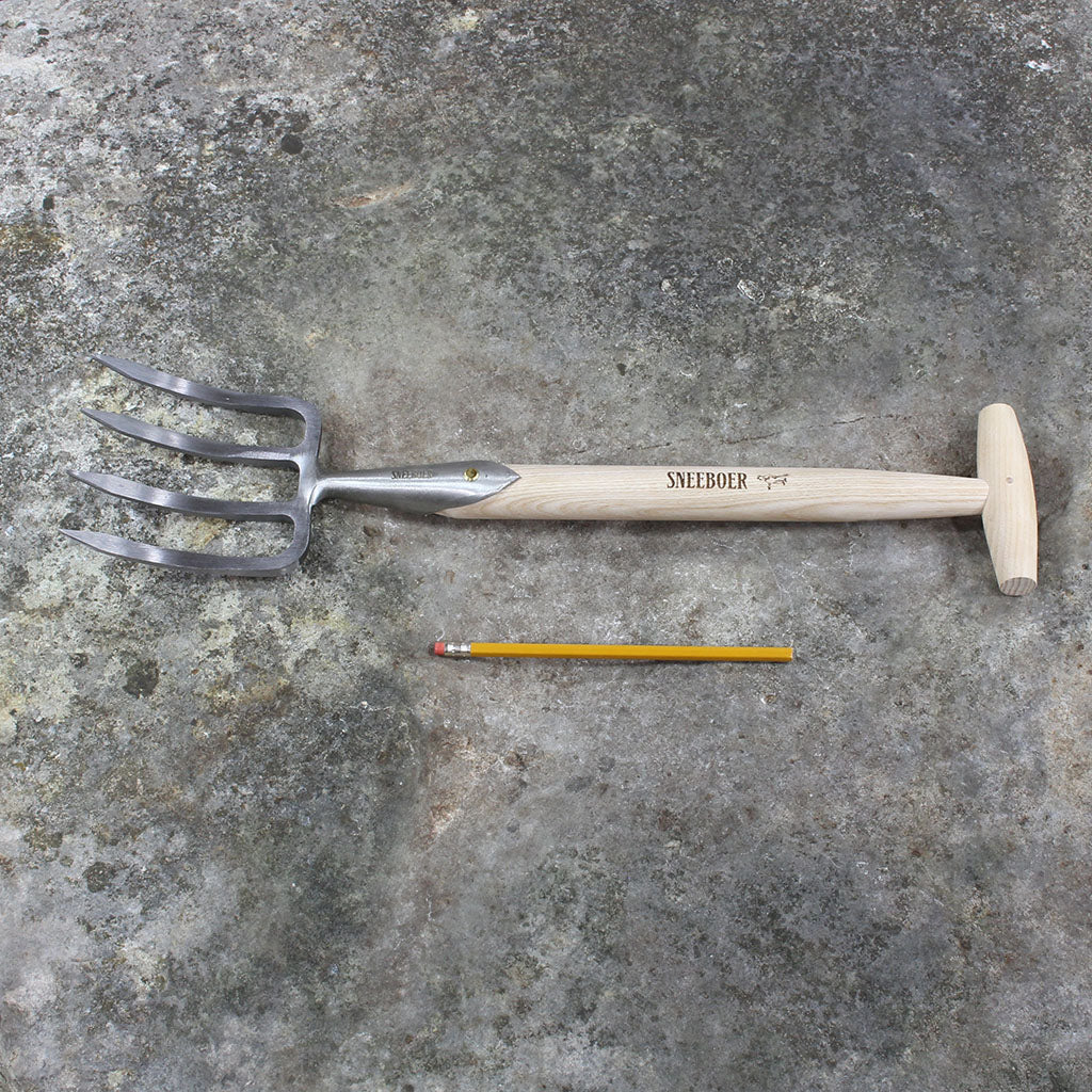 Perennial Garden Fork by Sneeboer Tools - size comparison