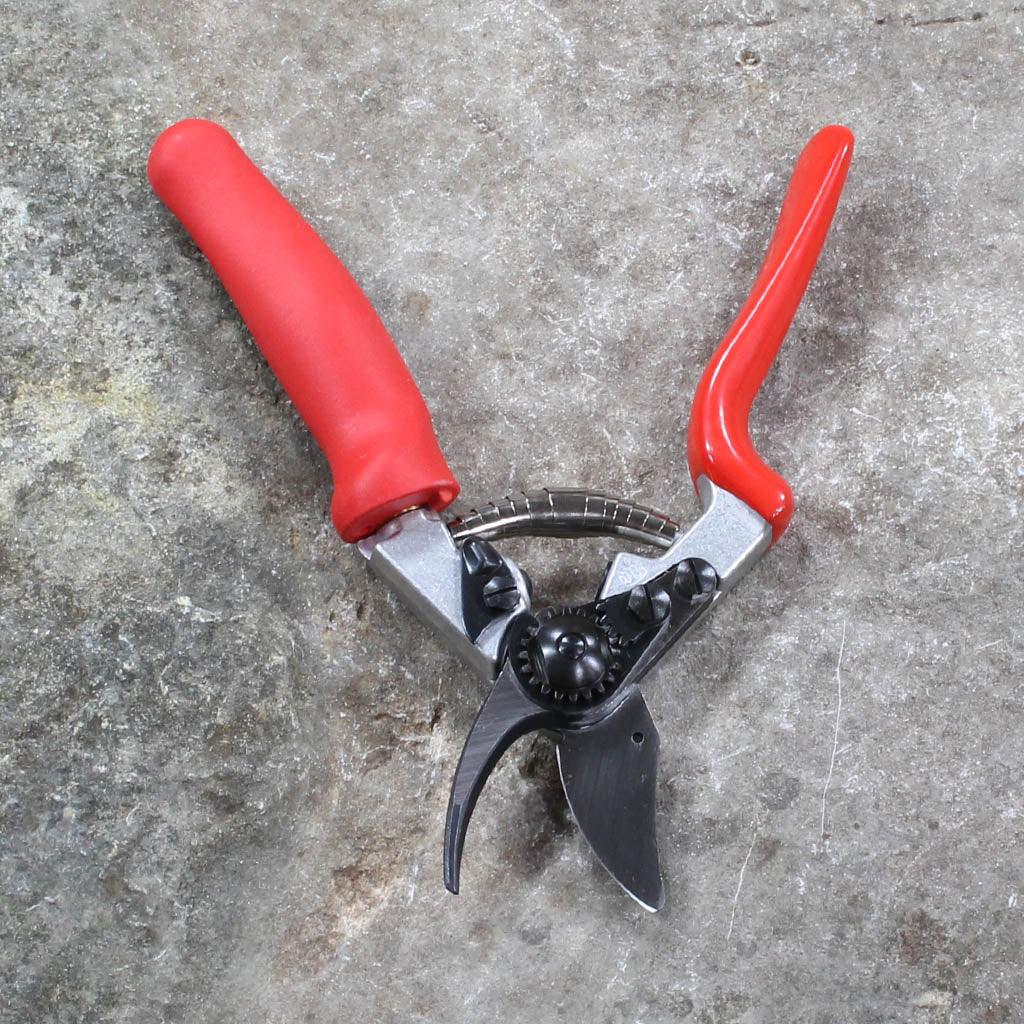 Left-Handed Pruning Shears F17 by Felco - front view