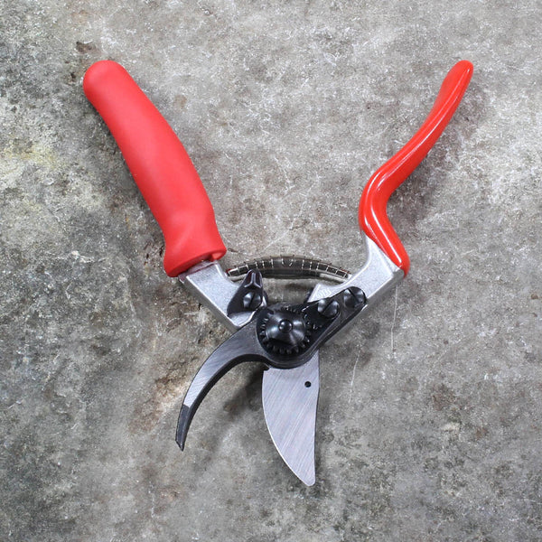 Left-Handed Pruning Shears F10 by Felco - front view