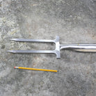 Garden Rose Fork with T-Handle by Sneeboer - size comparison