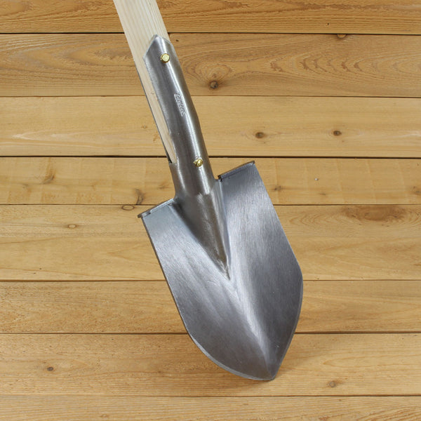 Ladies Tapered Border Spade by Sneeboer head front