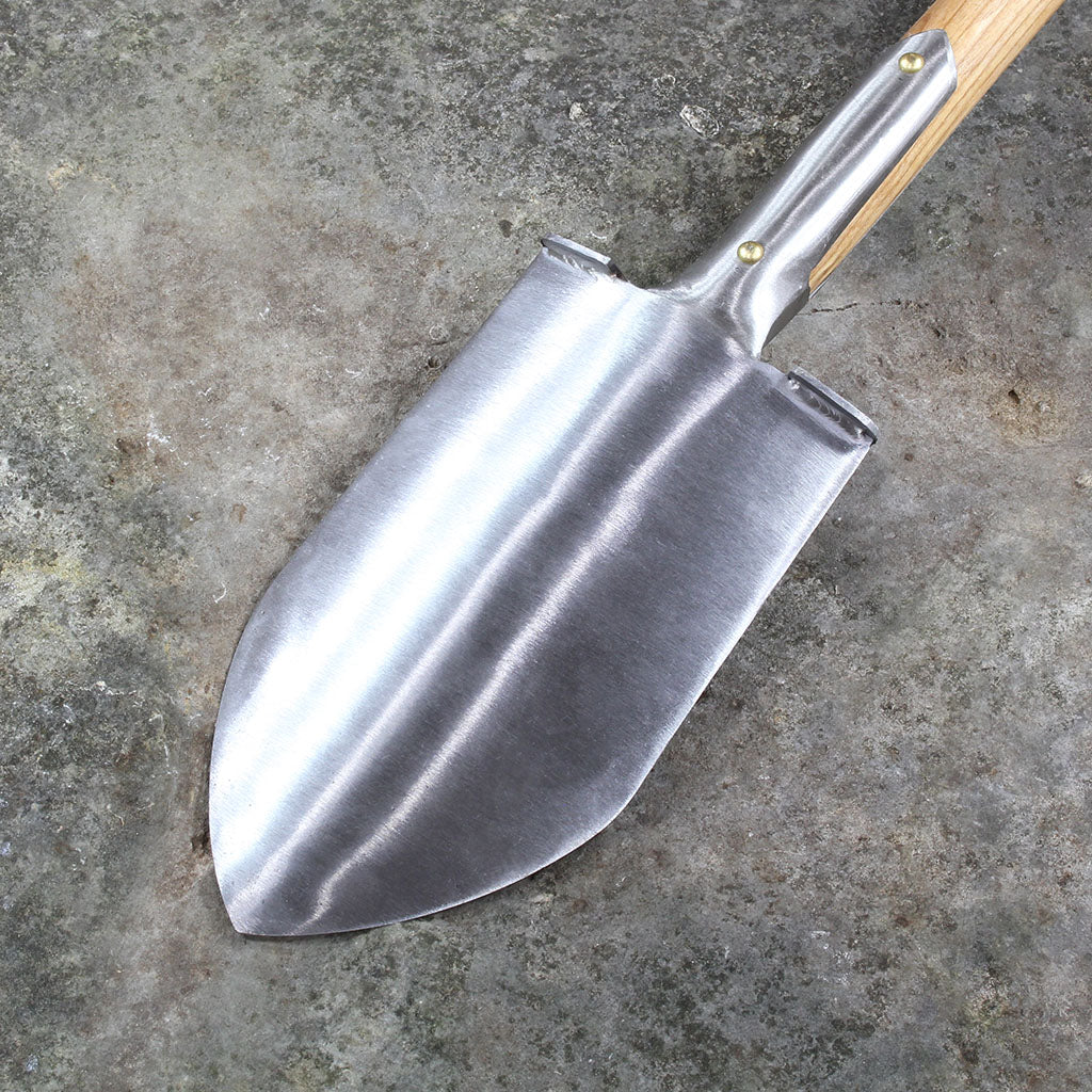 Tapered Garden Spade Knob-Handle by Sneeboer - blade back